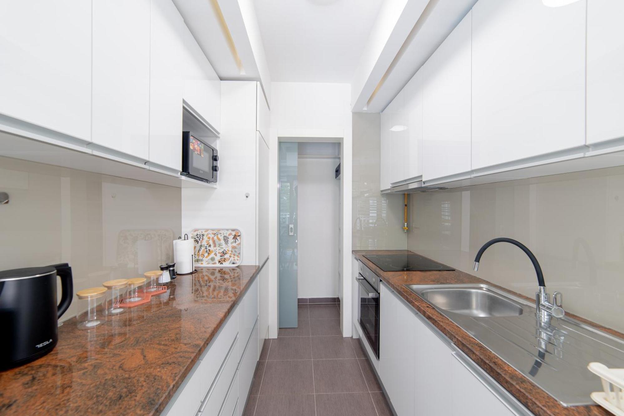 Skenderpasina Skyline 2-bedroom With Balcony Apartment Sarajevo