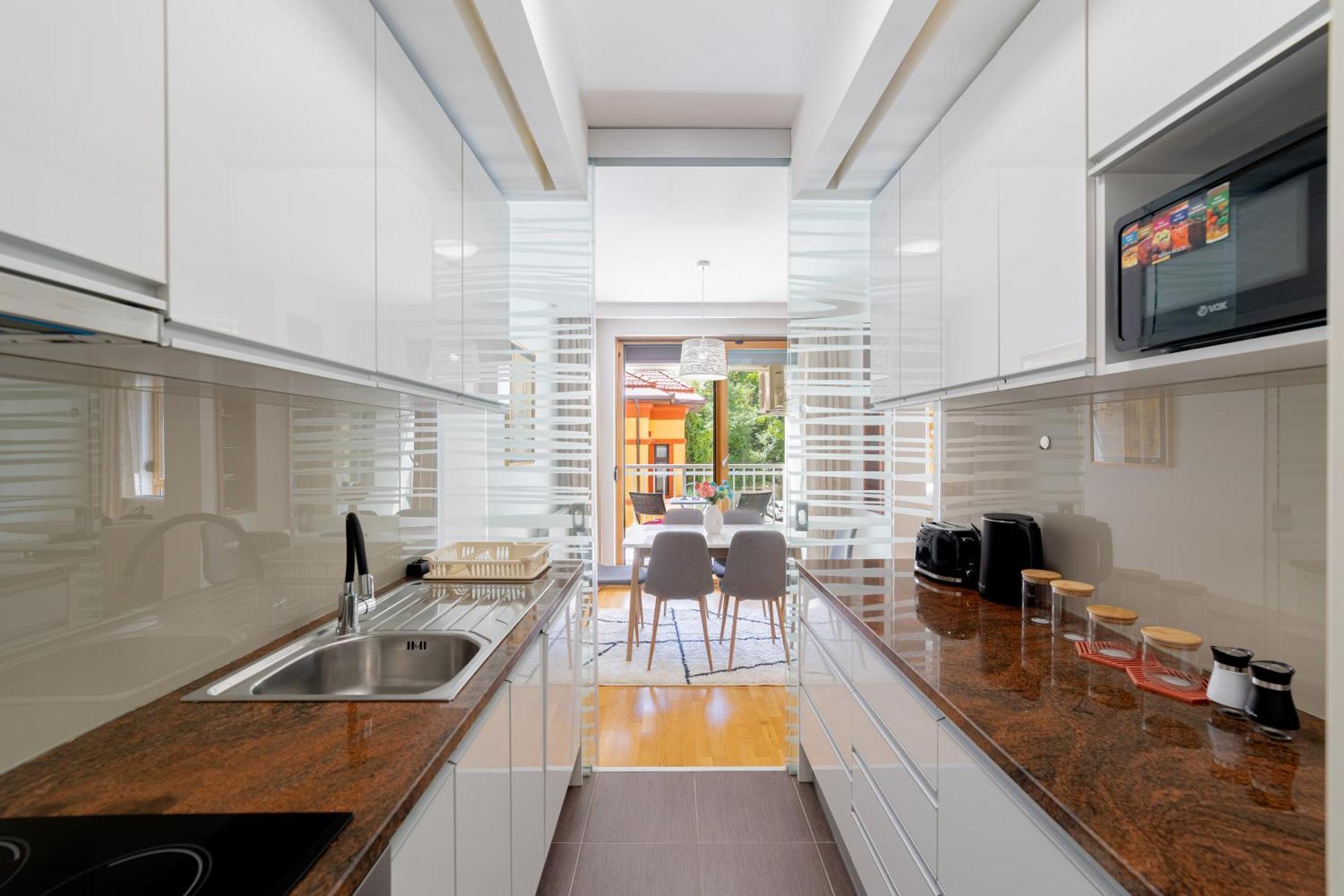 Skenderpasina Skyline 2-bedroom With Balcony Sarajevo