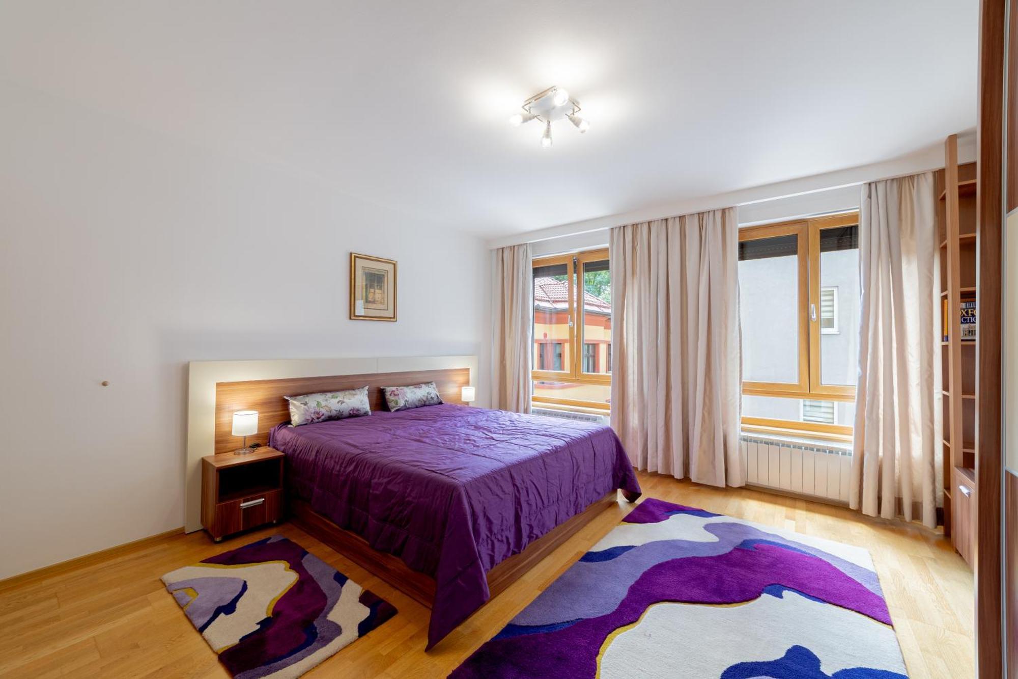 Skenderpasina Skyline 2-bedroom With Balcony Apartment Sarajevo