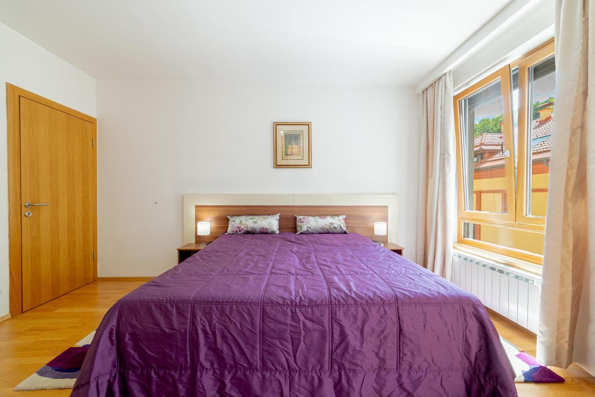 Skenderpasina Skyline 2-bedroom With Balcony Apartment *
